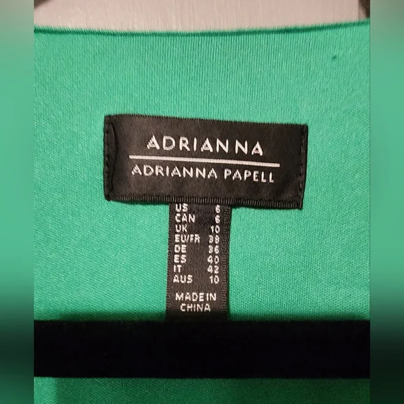 Adrianna Papell Classic Green Wrap Dress, NWOT, Size 6 - Picture 5 of 10